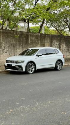 VOLKSWAGEN TIGUAN 2.0 350 TSI GASOLINA ALLSPACE R-LINE 4MOTION DSG VOLKSWAGEN TIGUAN 2.0 350 TSI GASOLINA ALLSPACE R-LINE 4MOTION DSG